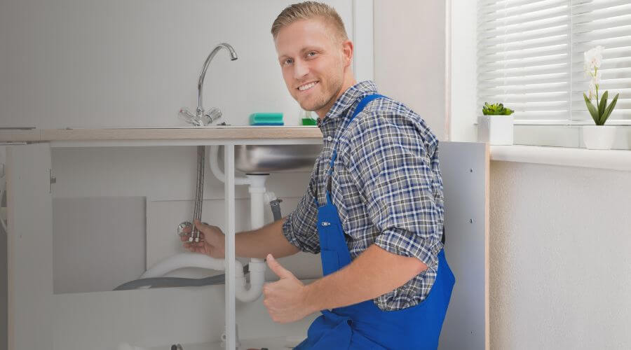 Burst Pipe Emergency Service in Crystal City, TX